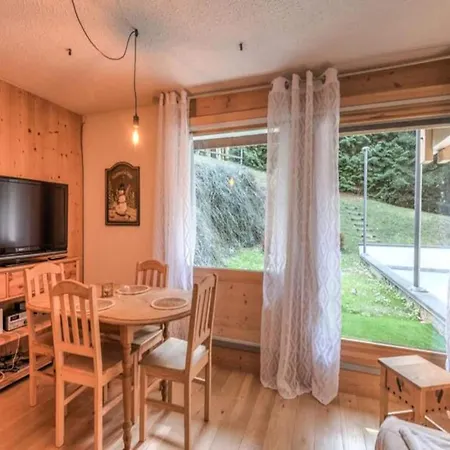 Apartment For 4 People
